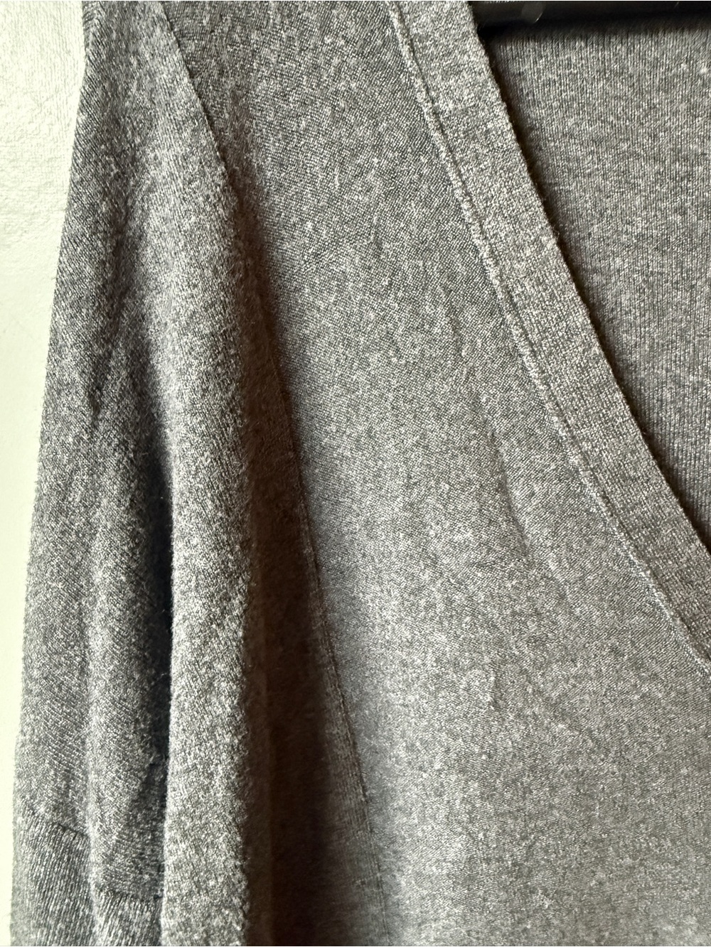 Eileen Fisher Women’s Gray Zip Front Cardigan Sweater Size Medium - Picture 4 of 5